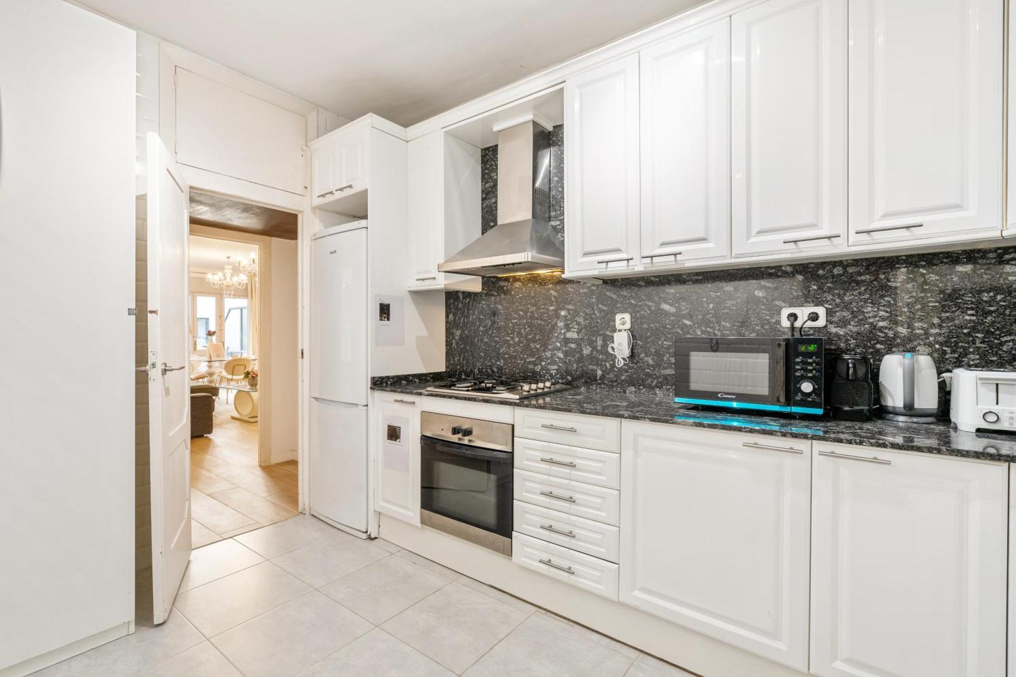 Fridays Flats Spacious 4Br Family Retreat Barcelona Bagian luar foto